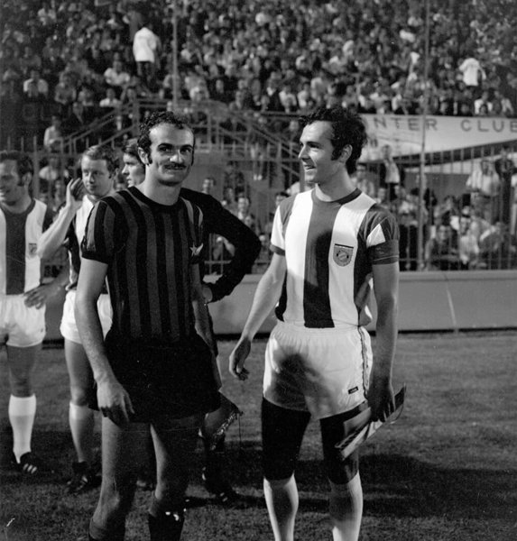 Sandro Mazzola et Franz Beckenbauer